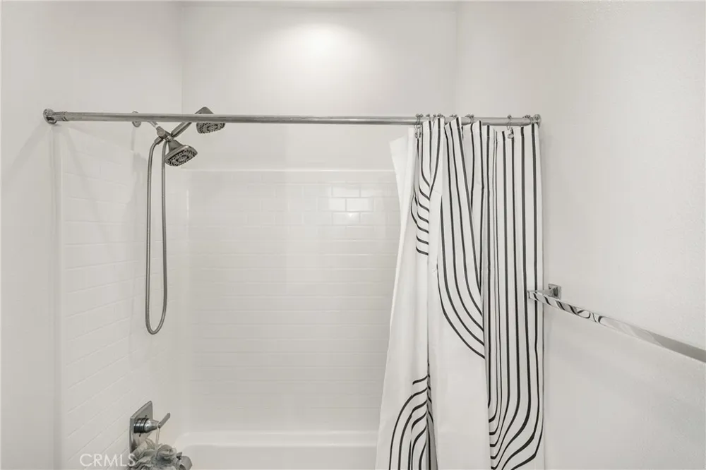 663 S Mosaic Street Anaheim, CA 92805