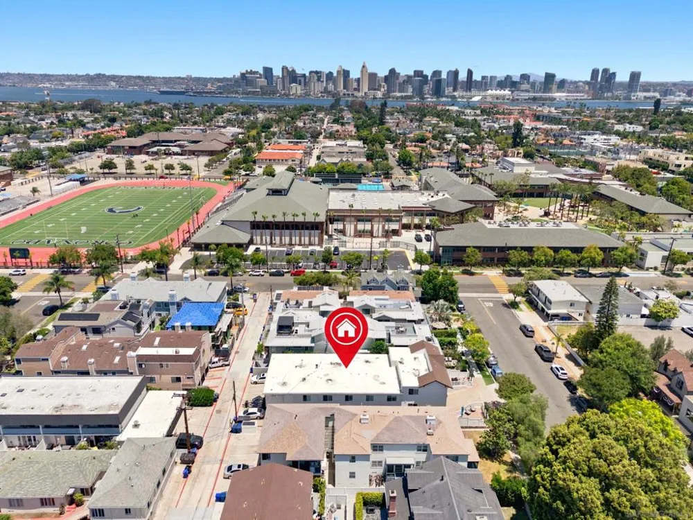 730 E Avenue Coronado, CA 92118