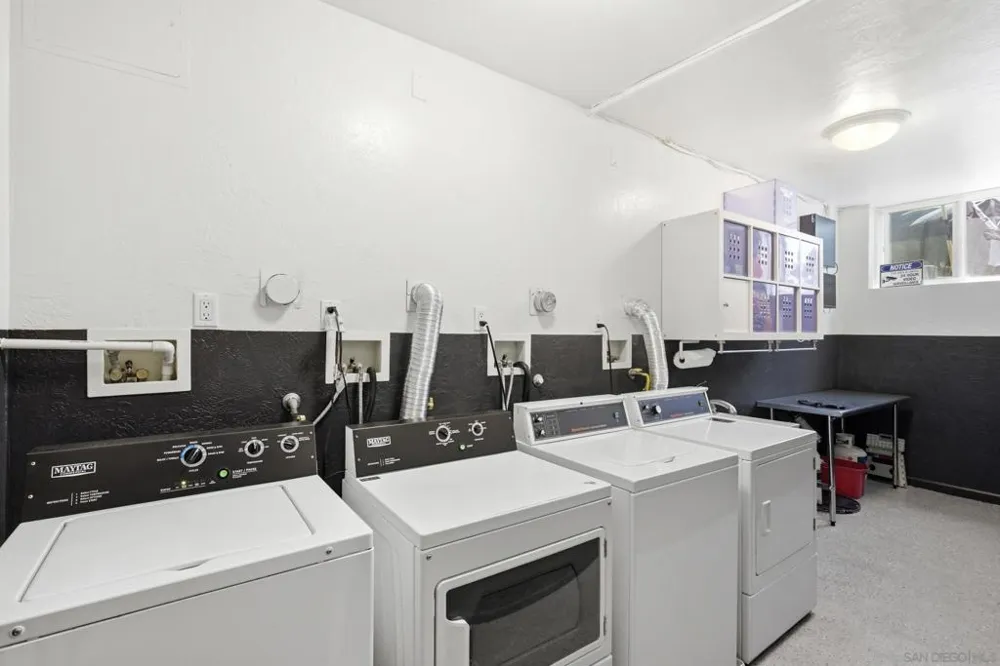 730 E Avenue Coronado, CA 92118