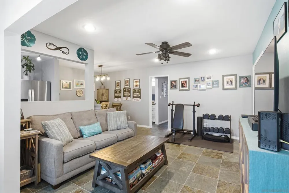 730 E Avenue Coronado, CA 92118