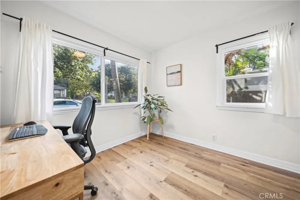284 Wyoming Pasadena, CA 91103
