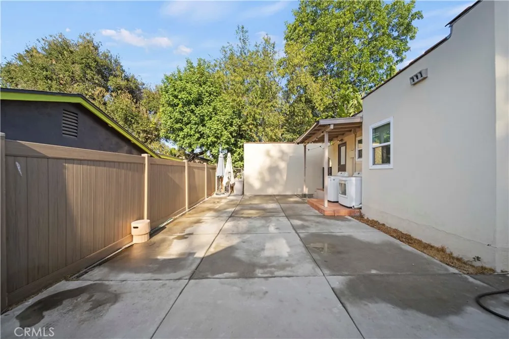 284 Wyoming Pasadena, CA 91103