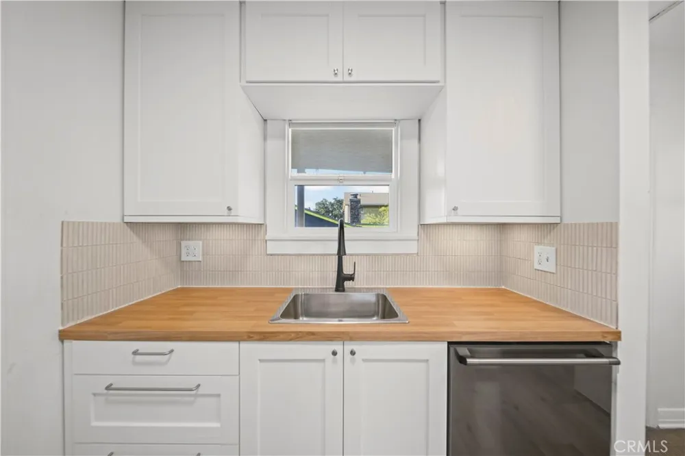284 Wyoming Pasadena, CA 91103
