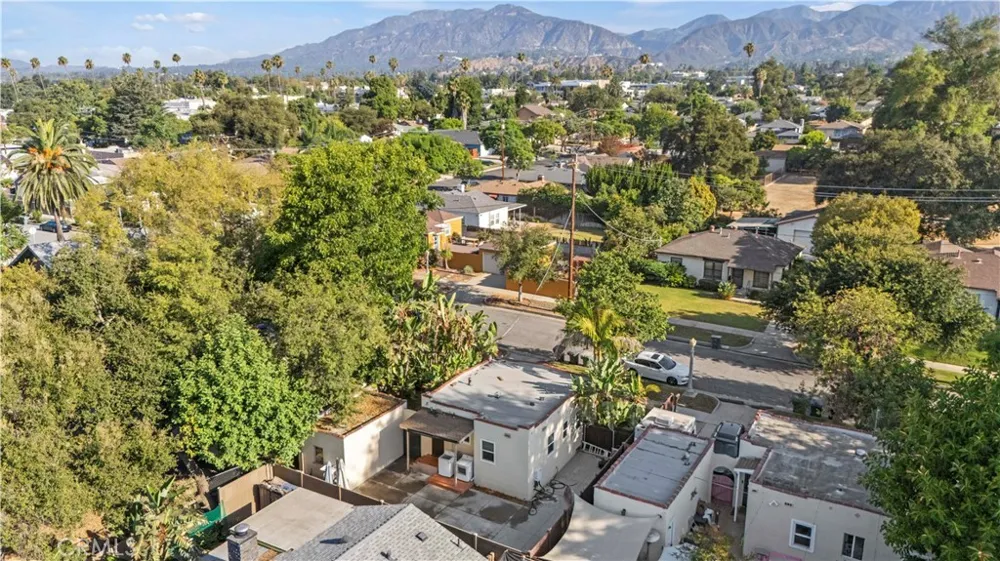 284 Wyoming Pasadena, CA 91103