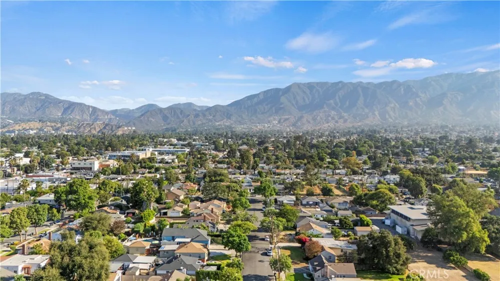 284 Wyoming Pasadena, CA 91103