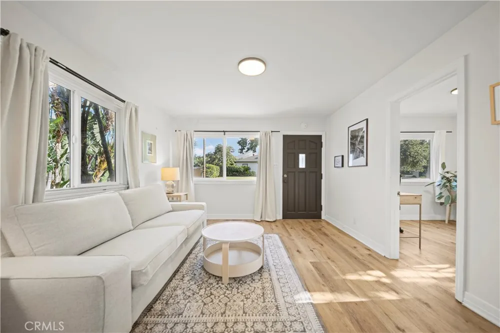 284 Wyoming Pasadena, CA 91103