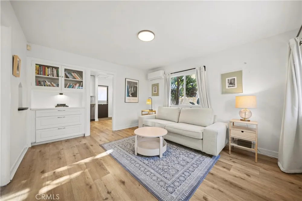 284 Wyoming Pasadena, CA 91103