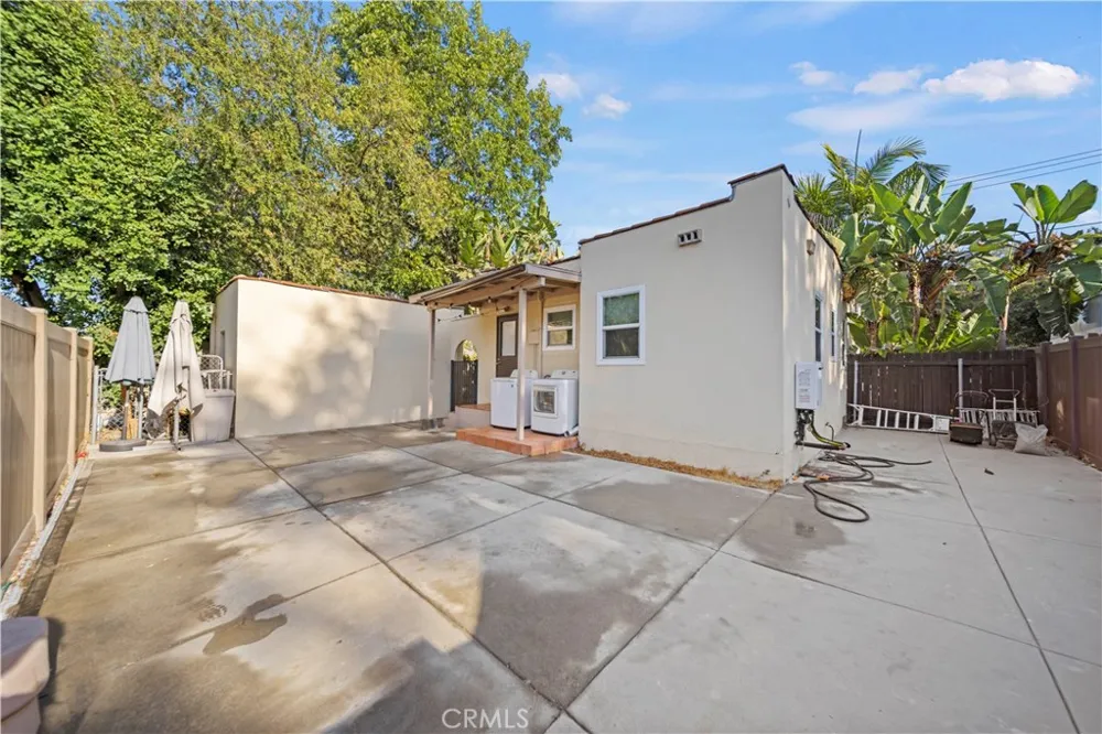 284 Wyoming Pasadena, CA 91103