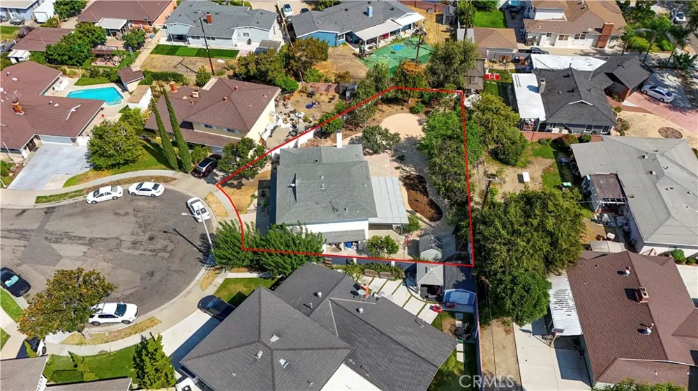 1243 E Live Oak Court Anaheim, CA 92805