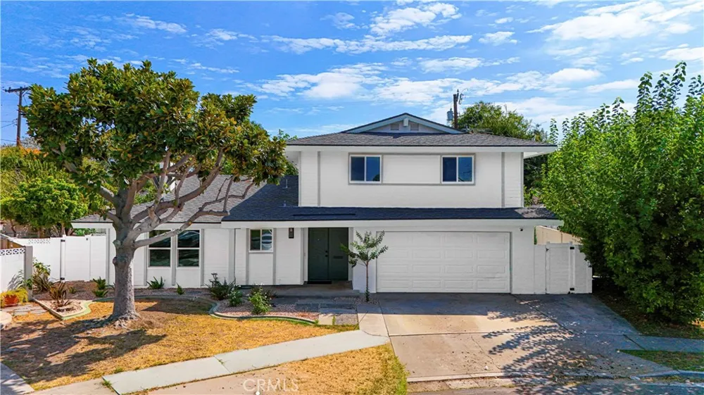 1243 E Live Oak Court Anaheim, CA 92805