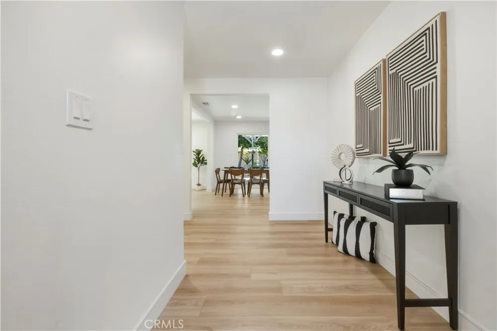 1243 E Live Oak Court Anaheim, CA 92805