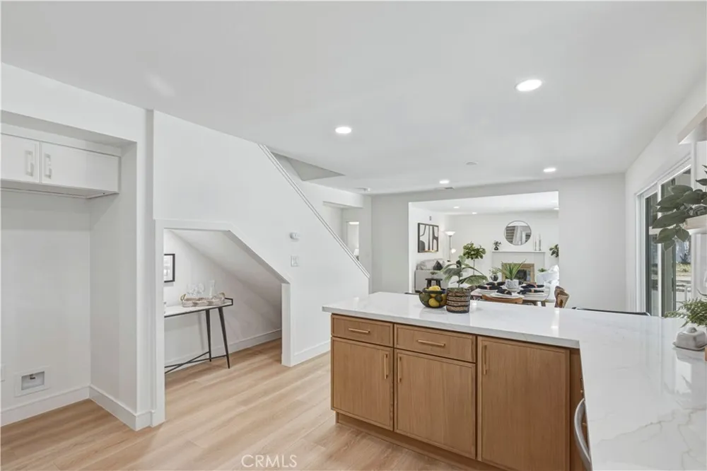 1243 E Live Oak Court Anaheim, CA 92805