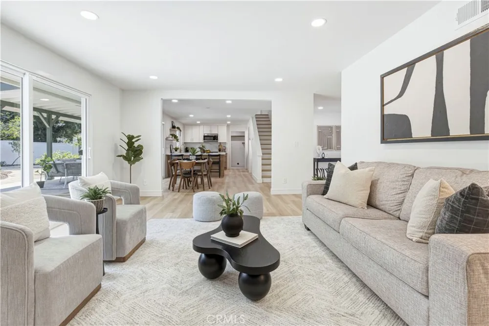 1243 E Live Oak Court Anaheim, CA 92805