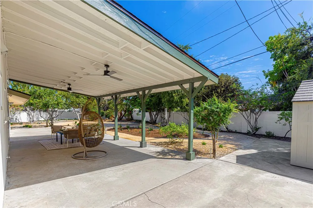 1243 E Live Oak Court Anaheim, CA 92805