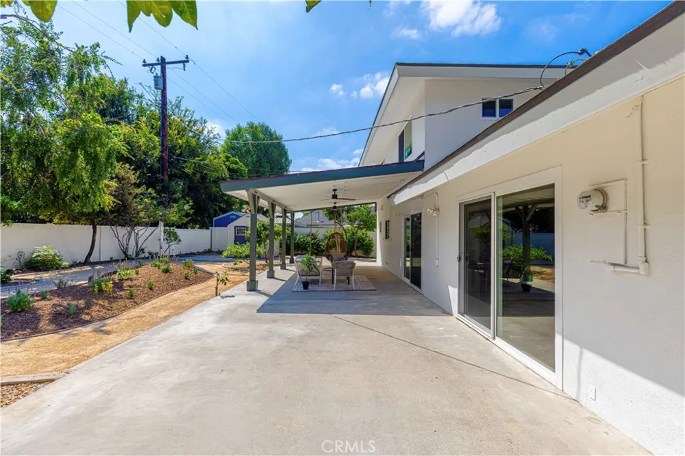 1243 E Live Oak Court Anaheim, CA 92805