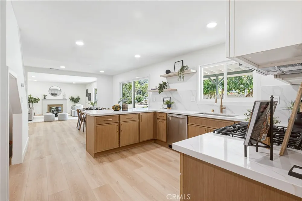 1243 E Live Oak Court Anaheim, CA 92805
