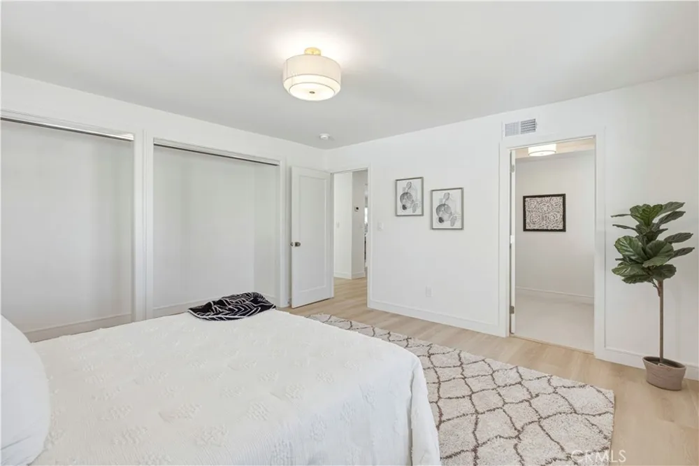 1243 E Live Oak Court Anaheim, CA 92805