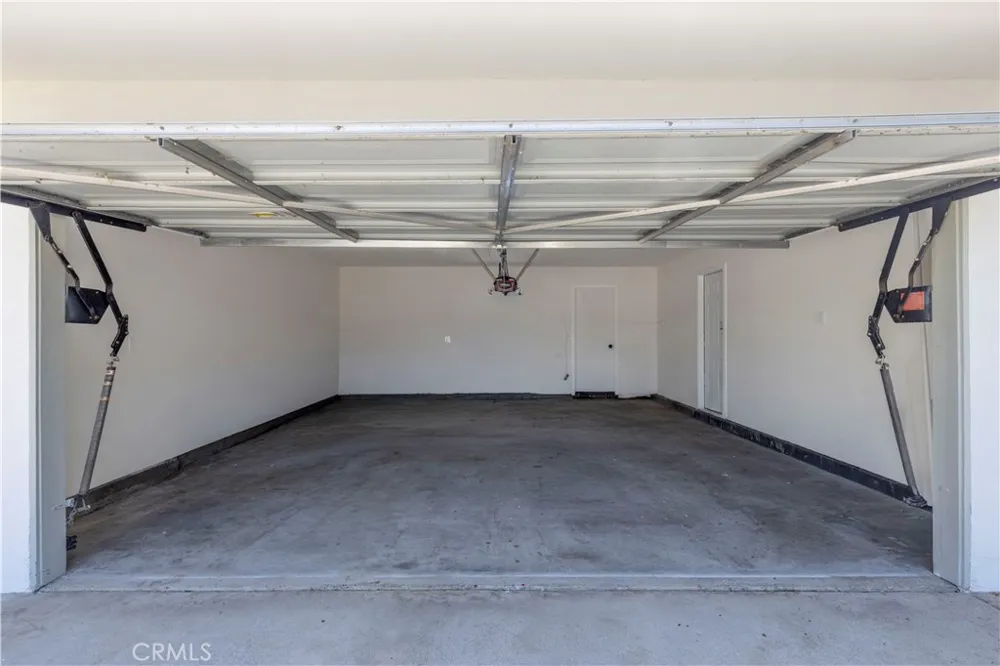1243 E Live Oak Court Anaheim, CA 92805