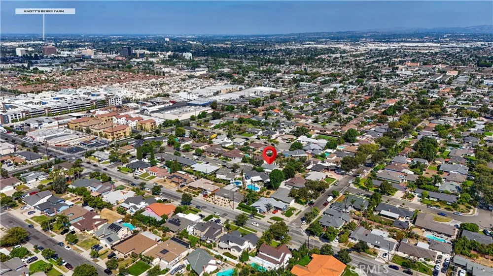 1243 E Live Oak Court Anaheim, CA 92805