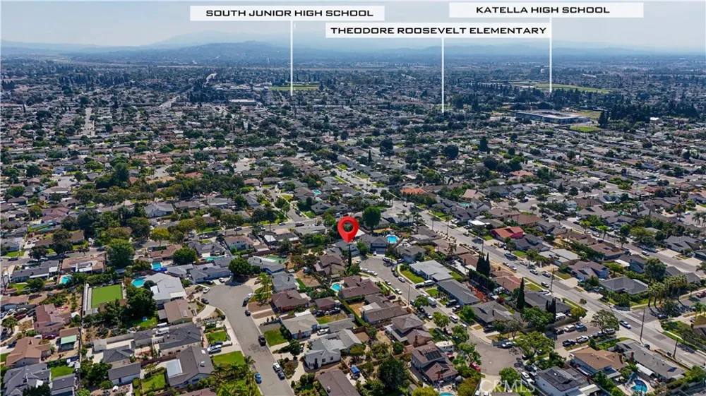1243 E Live Oak Court Anaheim, CA 92805