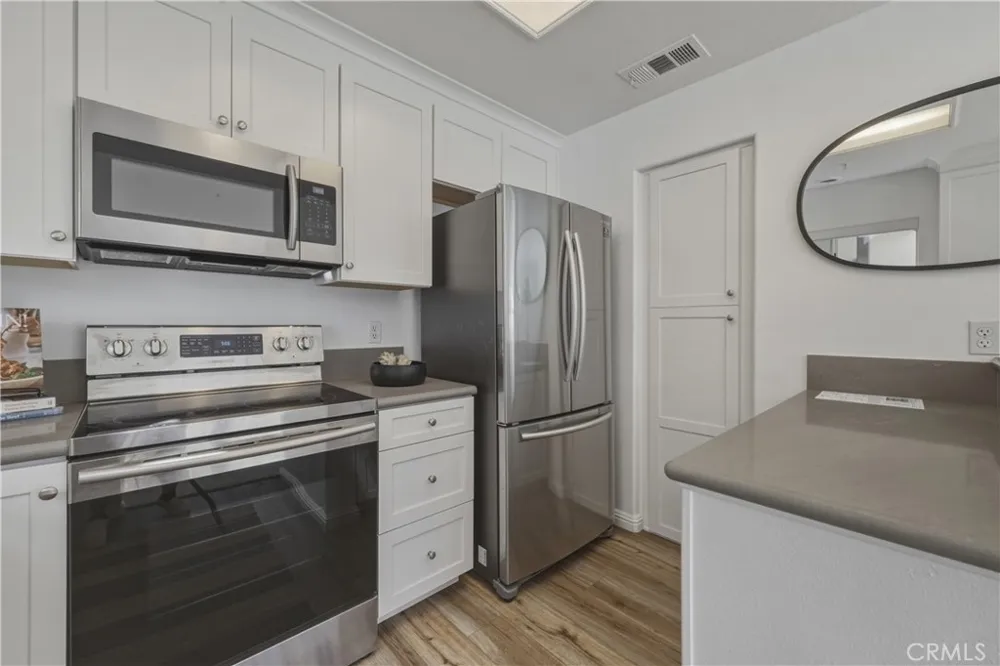 2960 Champion Way #805 Tustin, CA 92782