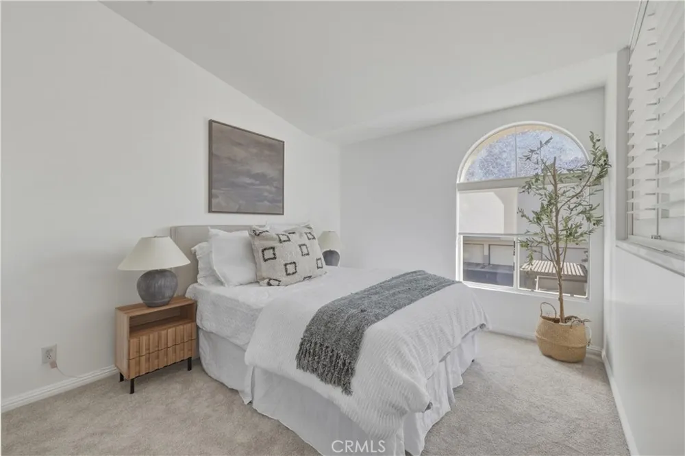 2960 Champion Way #805 Tustin, CA 92782