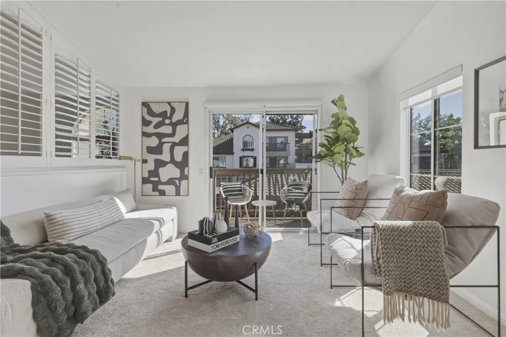 2960 Champion Way #805 Tustin, CA 92782