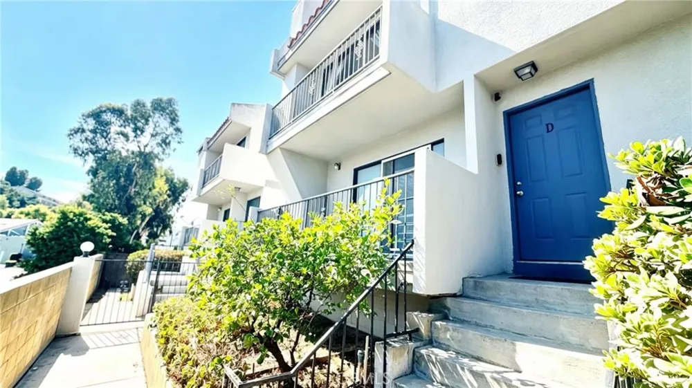 125 S Chandler APT D Monterey Park, CA 91754