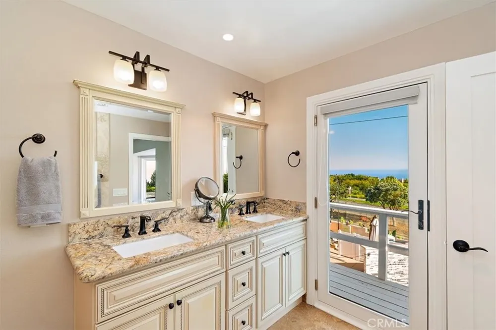 5818 Sunmist Drive Rancho Palos Verdes, CA 90275
