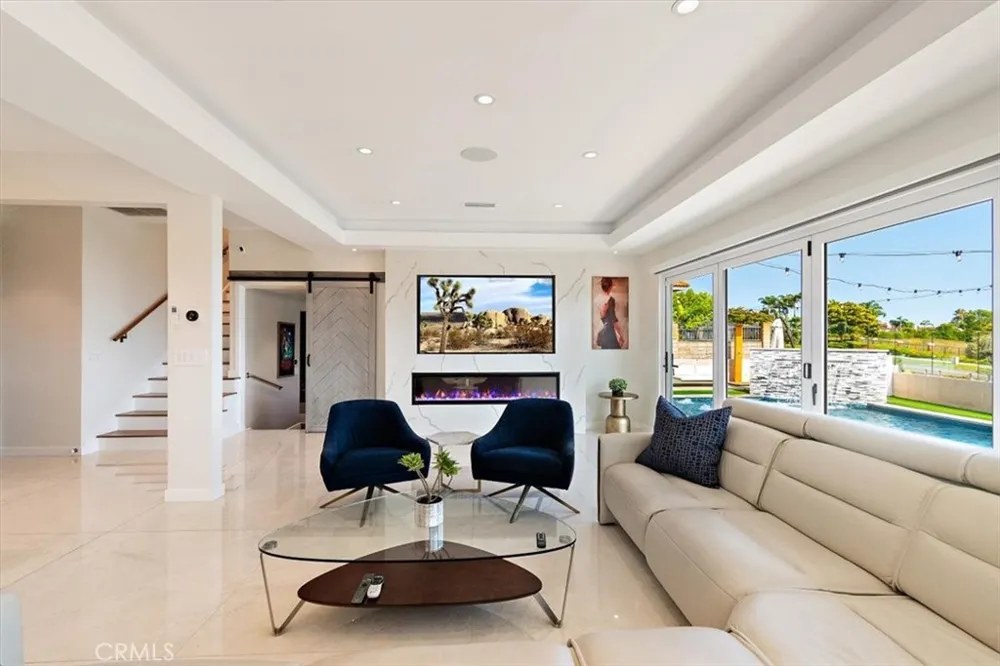 5818 Sunmist Drive Rancho Palos Verdes, CA 90275