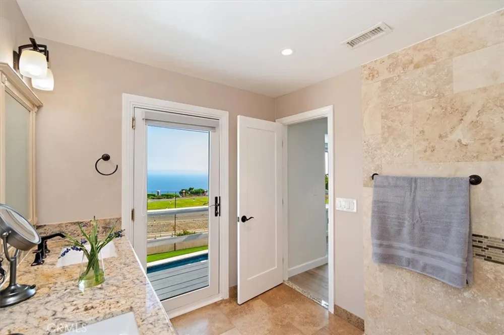 5818 Sunmist Drive Rancho Palos Verdes, CA 90275