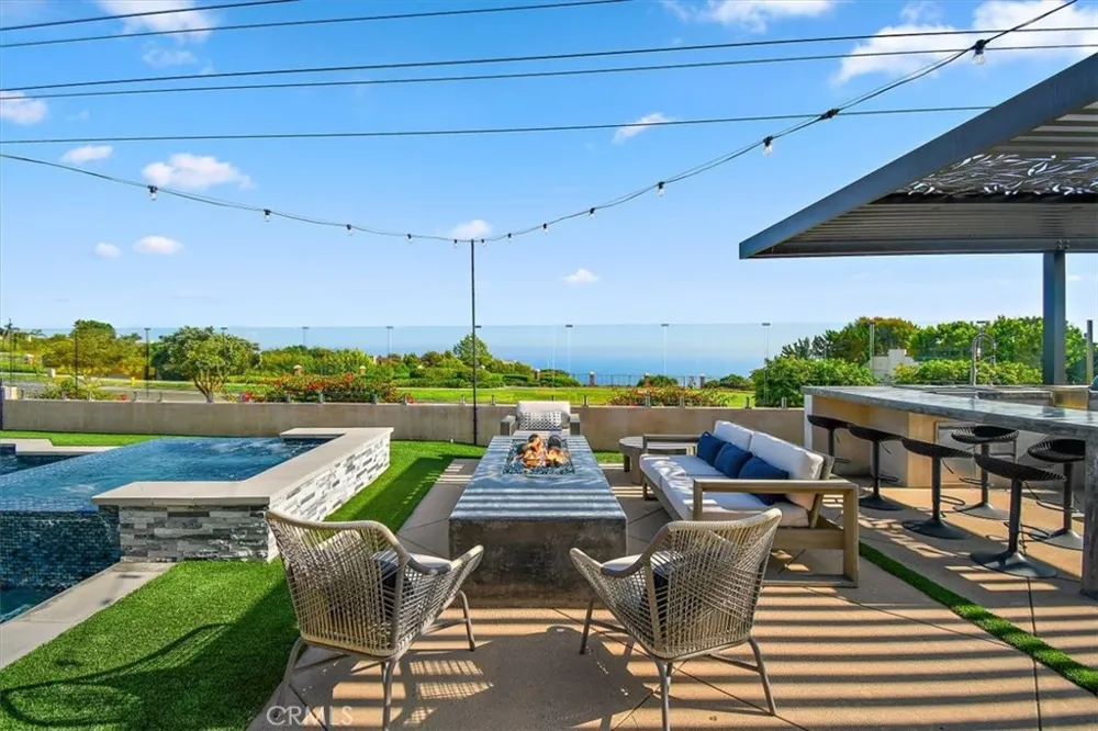5818 Sunmist Drive Rancho Palos Verdes, CA 90275