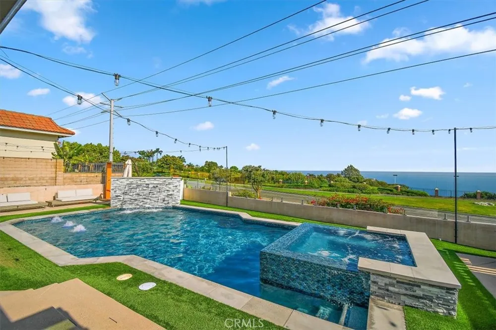 5818 Sunmist Drive Rancho Palos Verdes, CA 90275