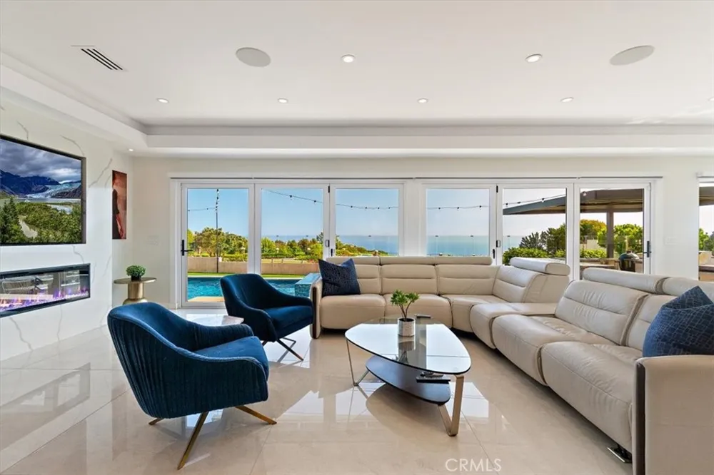 5818 Sunmist Drive Rancho Palos Verdes, CA 90275