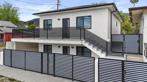 112 Kenneth Road #201