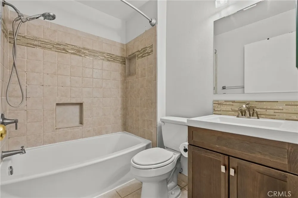 3452 Lockwood Court #24 Simi Valley, CA 93063
