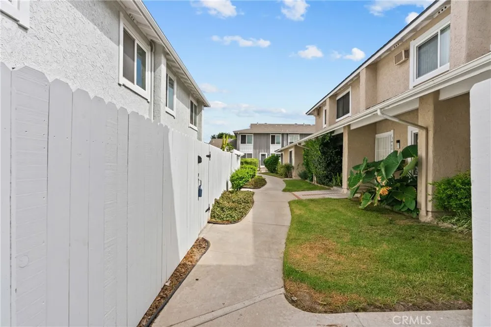 3452 Lockwood Court #24 Simi Valley, CA 93063