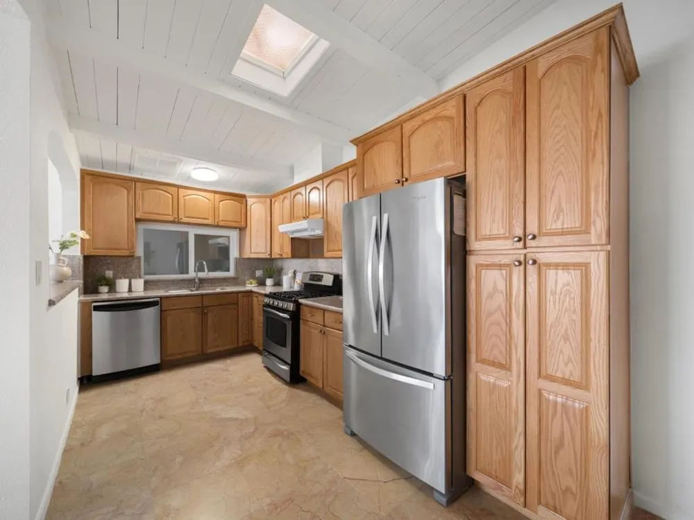 100 Beacon Drive Milpitas, CA 95035