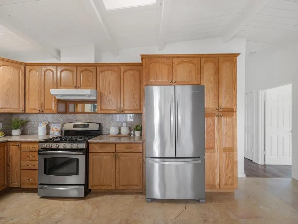 100 Beacon Drive Milpitas, CA 95035
