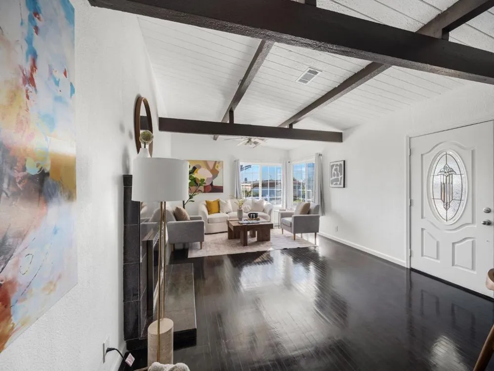 100 Beacon Drive Milpitas, CA 95035