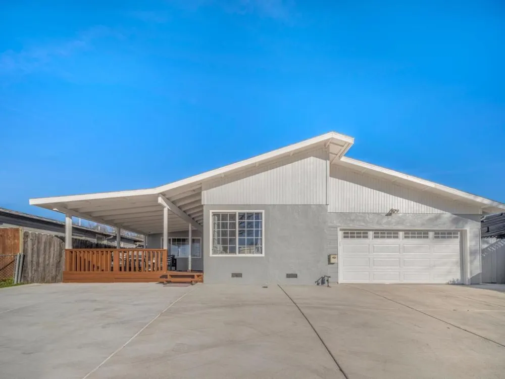100 Beacon Drive Milpitas, CA 95035