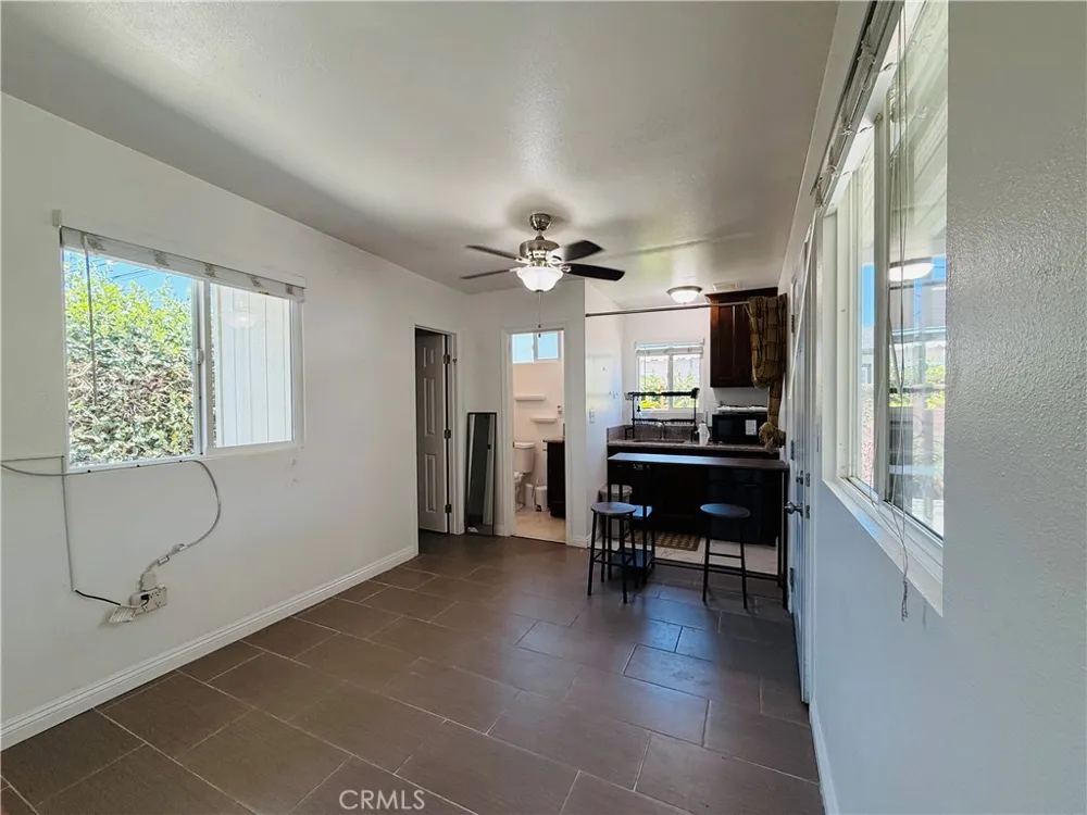 1525 W Houston Avenue Fullerton, CA 92833