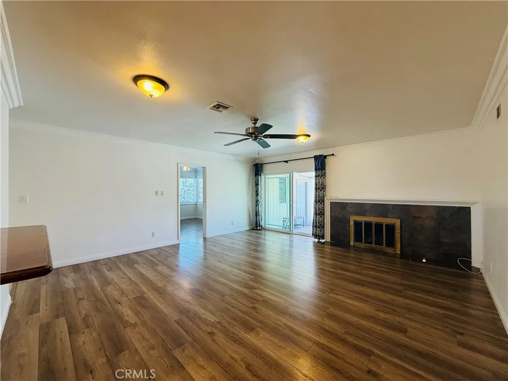 1525 W Houston Avenue Fullerton, CA 92833