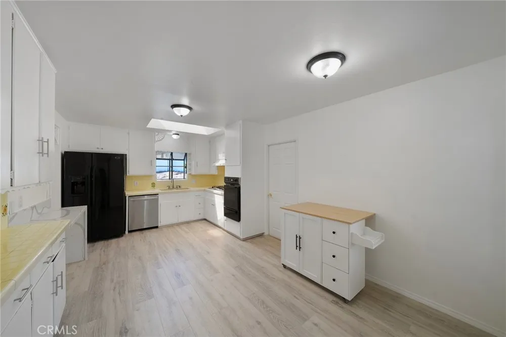 12909 Bluefield La Mirada, CA 90638