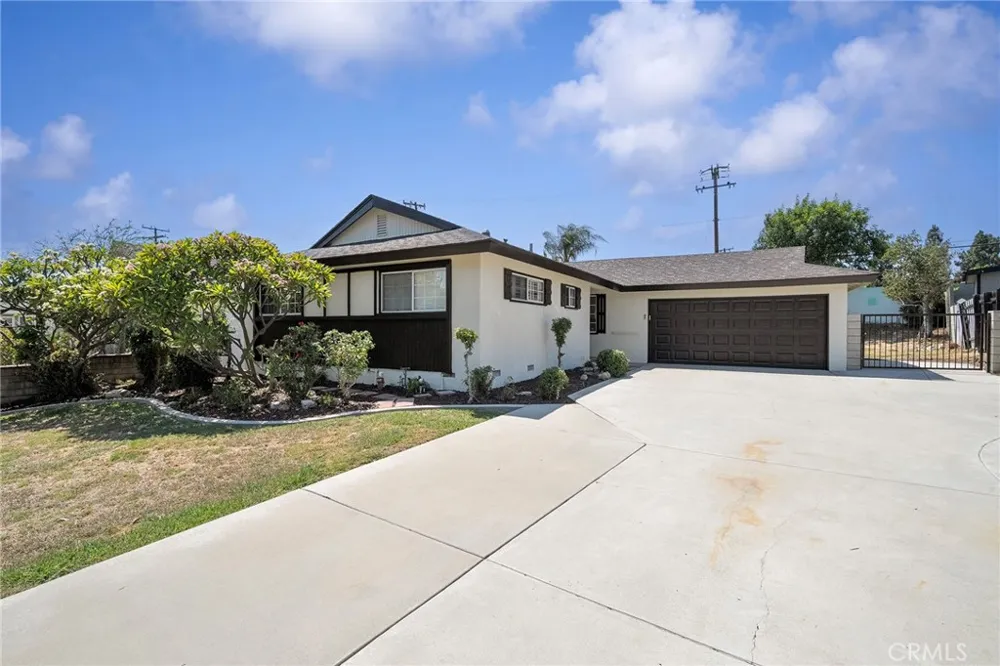 12909 Bluefield La Mirada, CA 90638