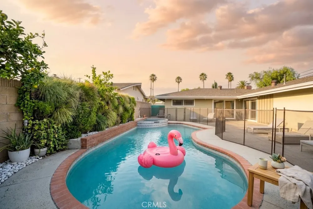 1523 S 8th Avenue Arcadia, CA 91006