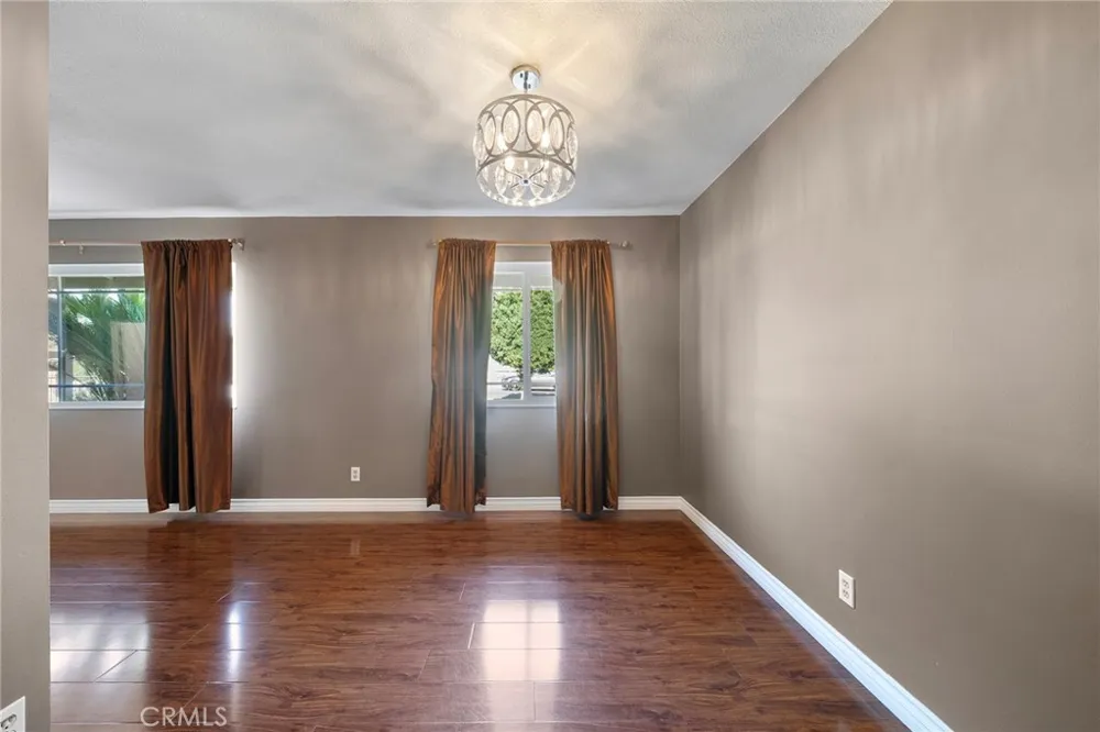 1523 S 8th Avenue Arcadia, CA 91006