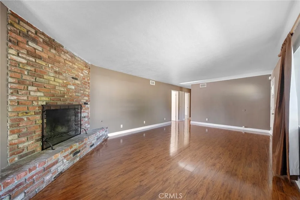 1523 S 8th Avenue Arcadia, CA 91006