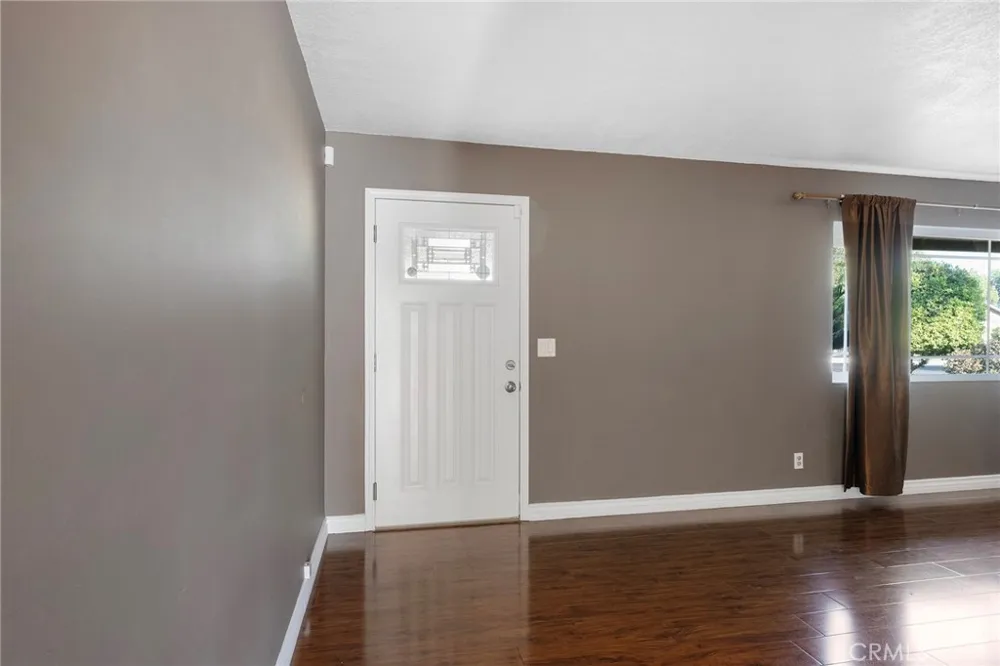 1523 S 8th Avenue Arcadia, CA 91006