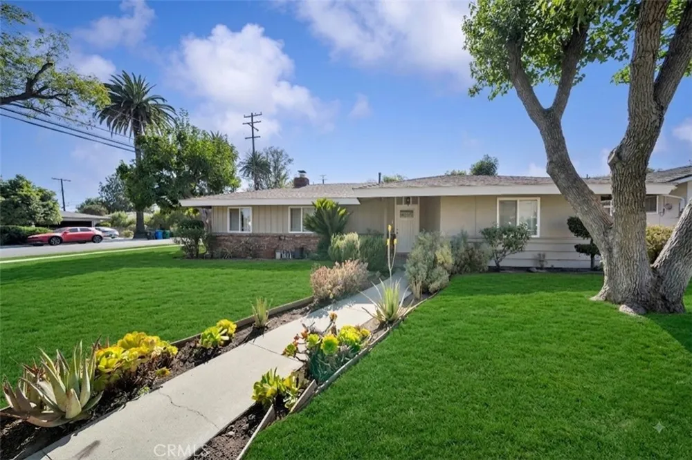 1523 S 8th Avenue Arcadia, CA 91006